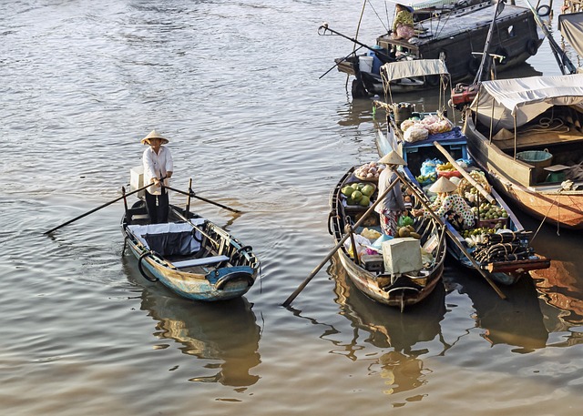 West Africa border river trade