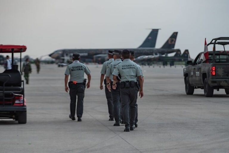 Gunfire and explosions reported near Niamey airport amid ongoing insurgency